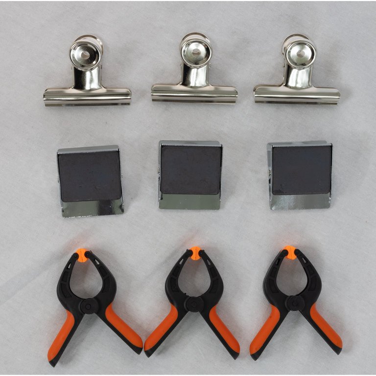 10. Clips (3 x 3)